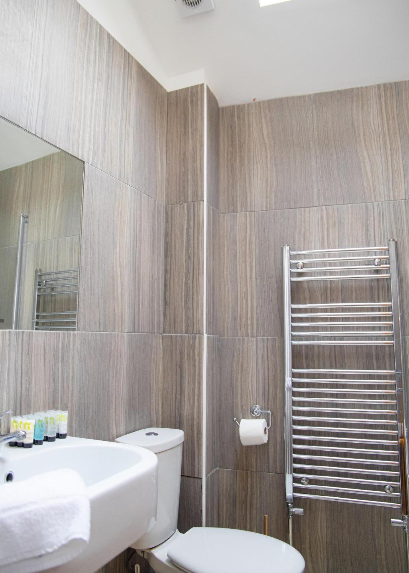 Stylish 3x Bed House In * Soham